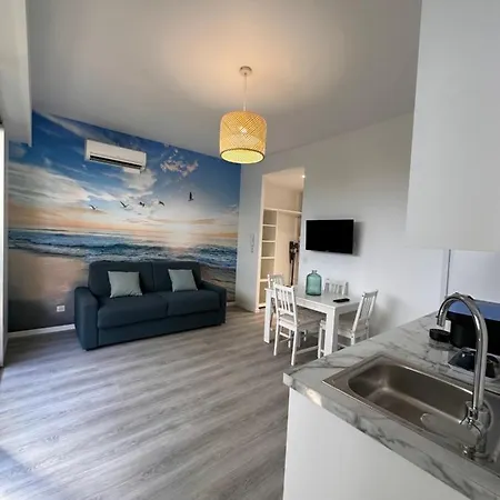Apartment Charmant 2 Pieces *